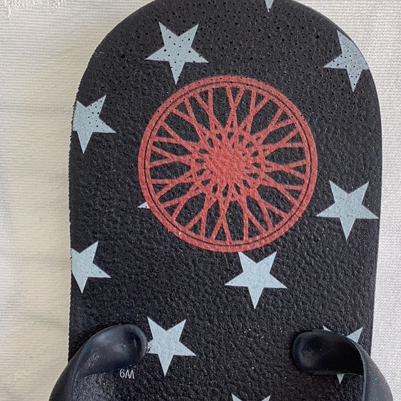 SoulCycle Stars and Wheel Flip Flops - Picture 3 of 10